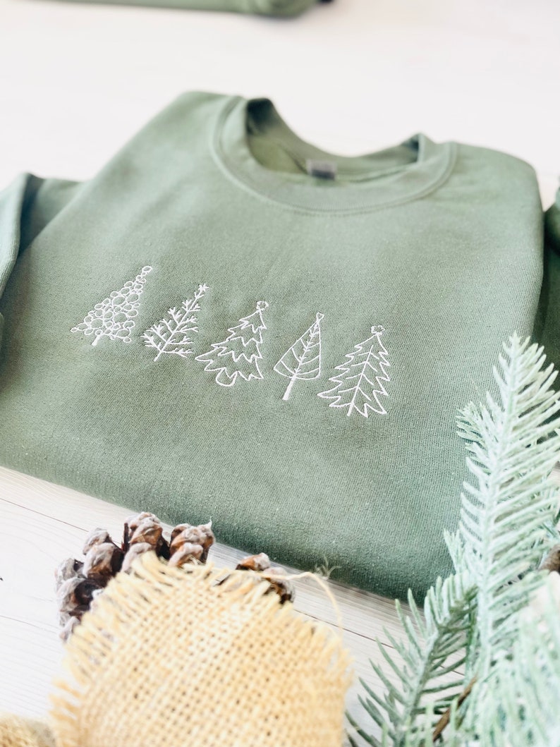 Christmas Tree Embroidered Sweatshirt, Christmas Sweatshirt, Embroidered Christmas Sweatshirt, Christmas Embroidery Sweatshirt,