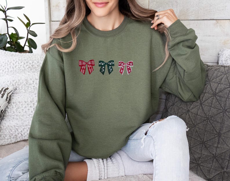 Embroidered Christmas Bow Sweatshirt, Embroidered Christmas Crewneck Sweatshirt, Embroidered Coquette Christmas Sweater, Custom Xmas Gift